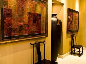 Royal Elephant & Conference Centre Hotel 4*